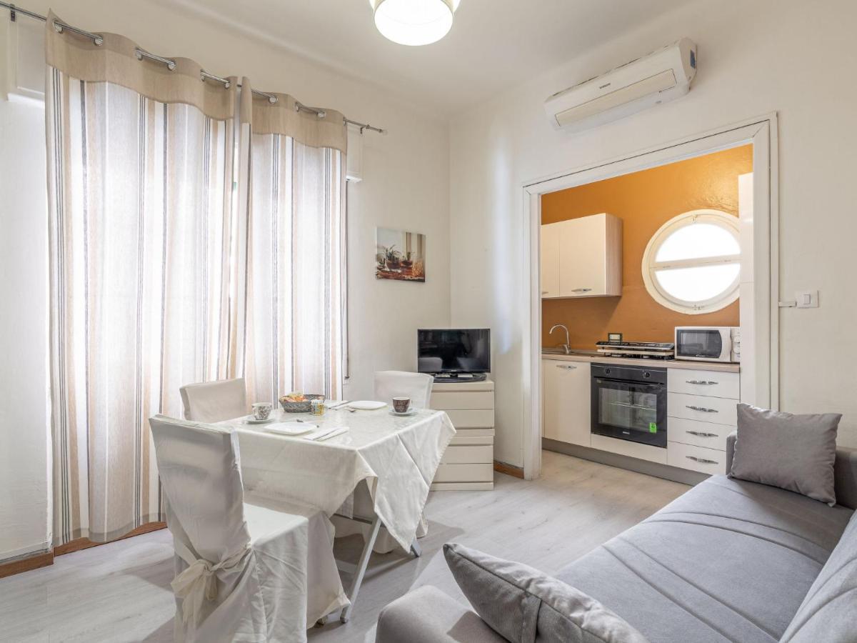 Apartment Il Gabbiano By Interhome Alassio Exterior photo